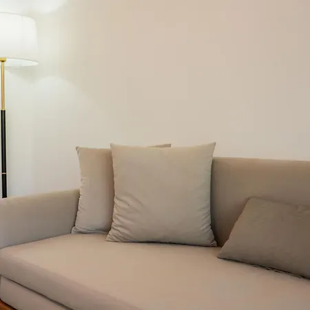 Welcoming Ground Floor Studio By The Pool Girne